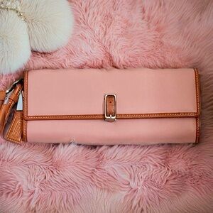 COACH Vintage Pink Leather Wristlet Wallet Saddle Brown Trim (Like New)
